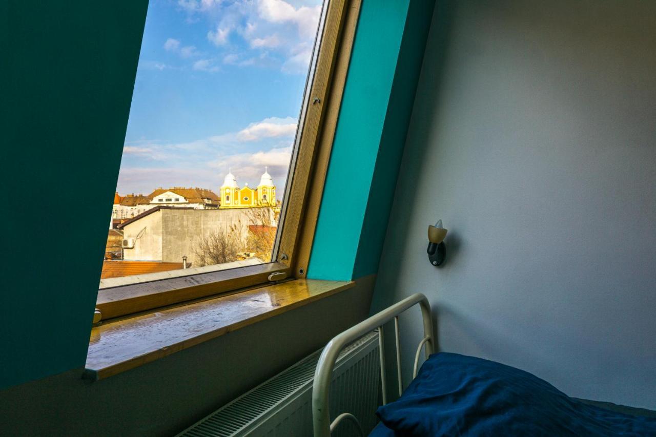 Retro Hostel Cluj-Napoca Exteriör bild
